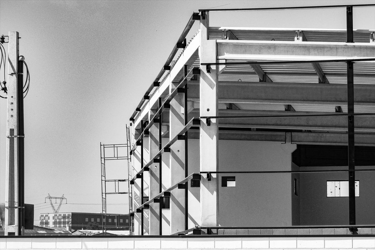 Estructura metálica en obra