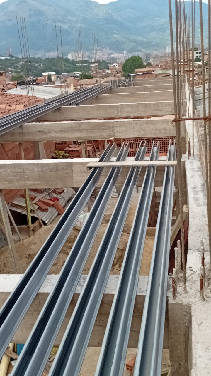 Estructura con steel deck